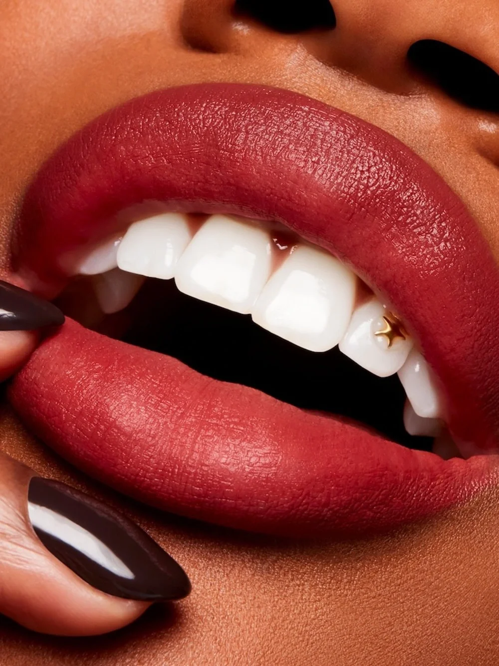 MAC Cosmetics SlimStick powder kiss velvet blur slim Lipstick - Rose Mary